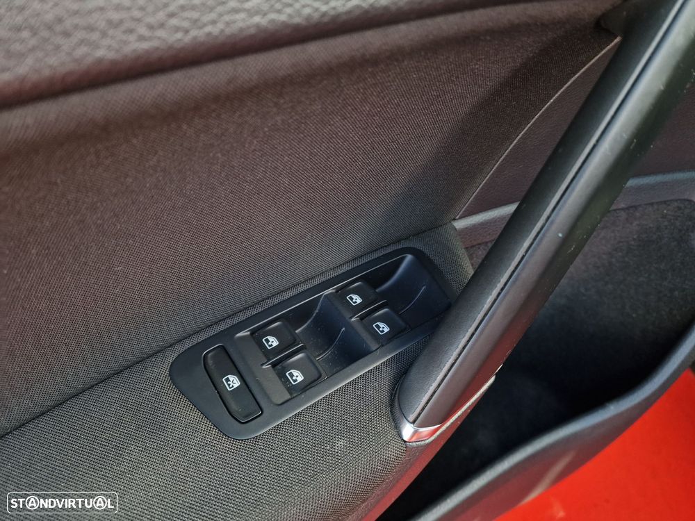 VW Golf 1.4 TSi ACT Confortline DSG - 9