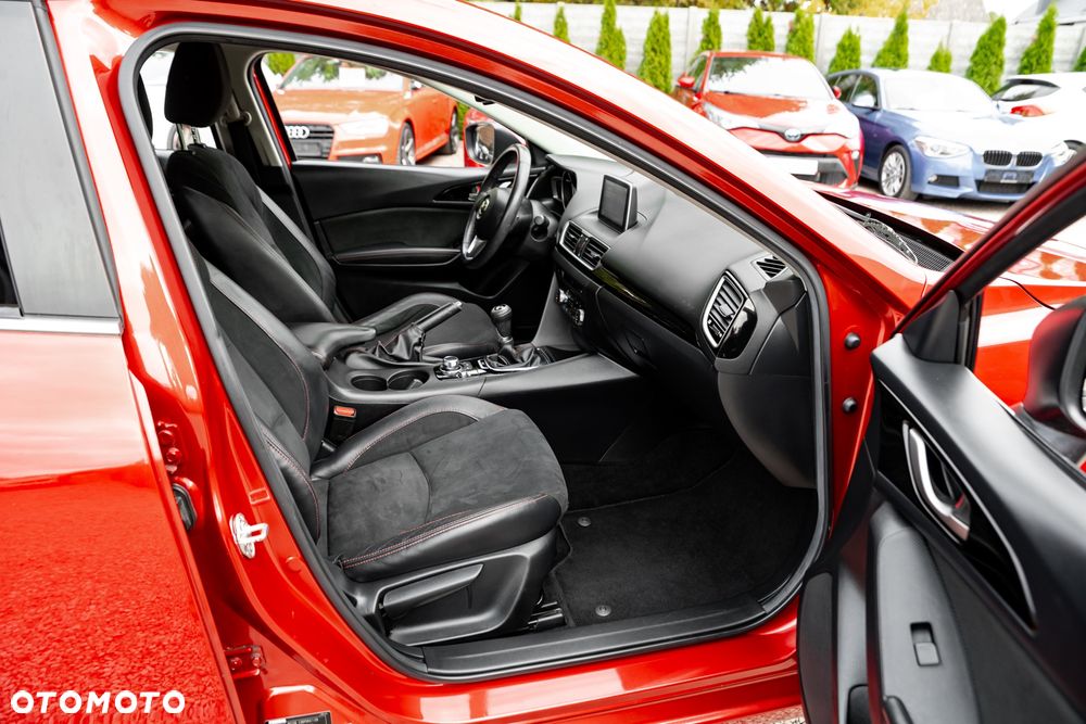 Mazda 3 SKYACTIV-G 120 NAKAMA - 25