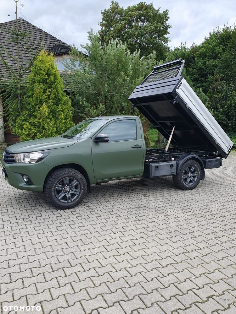 Toyota Hilux 2.4 D-4D Single Cab DLX 4x4 - 2