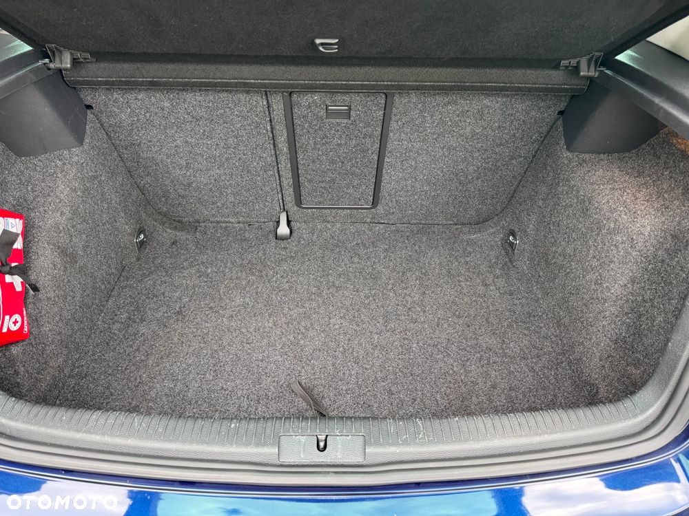 Volkswagen Golf 1.4 TSI DSG United - 20