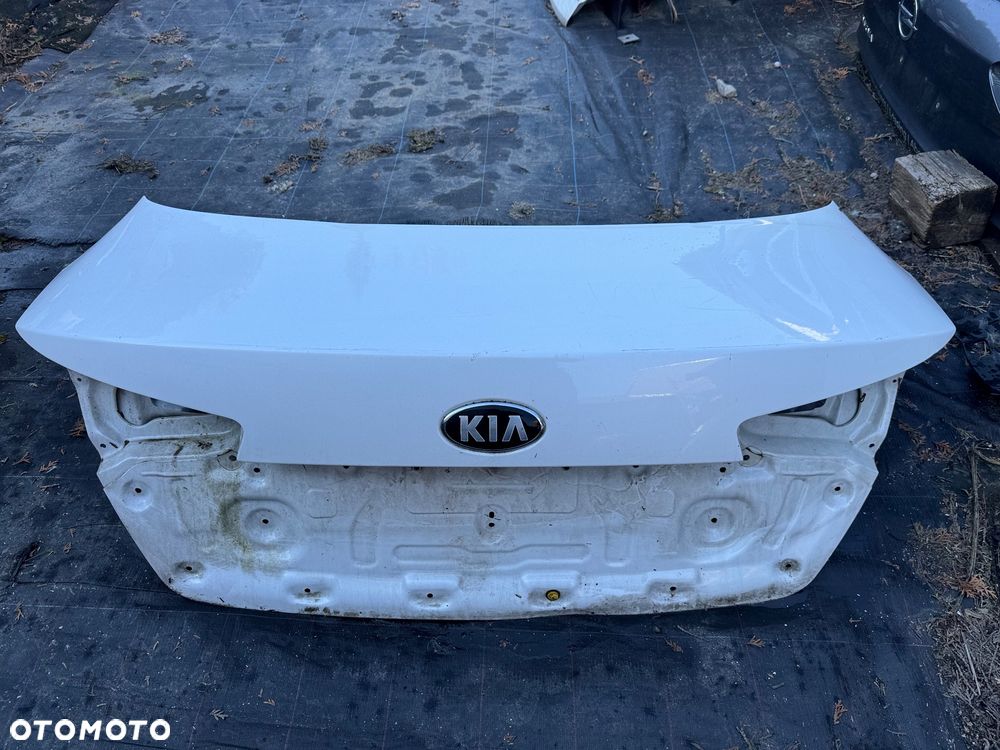 Kia Optima klapa bagażnika tył - 2