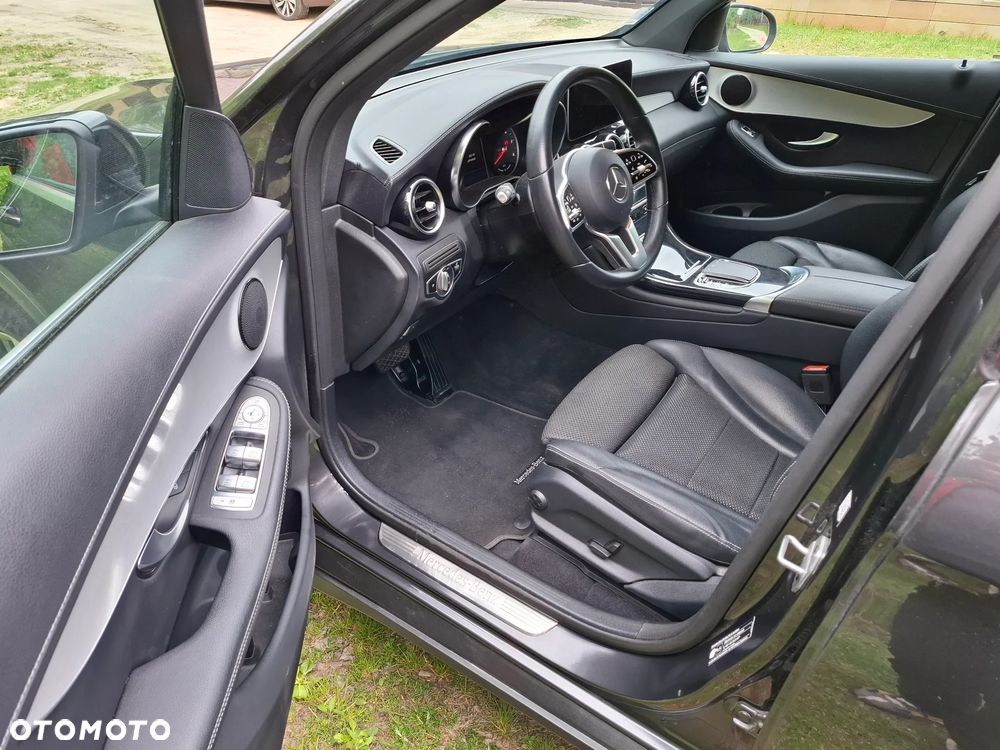 Mercedes-Benz GLC 300 de 4Matic 9G-TRONIC - 13