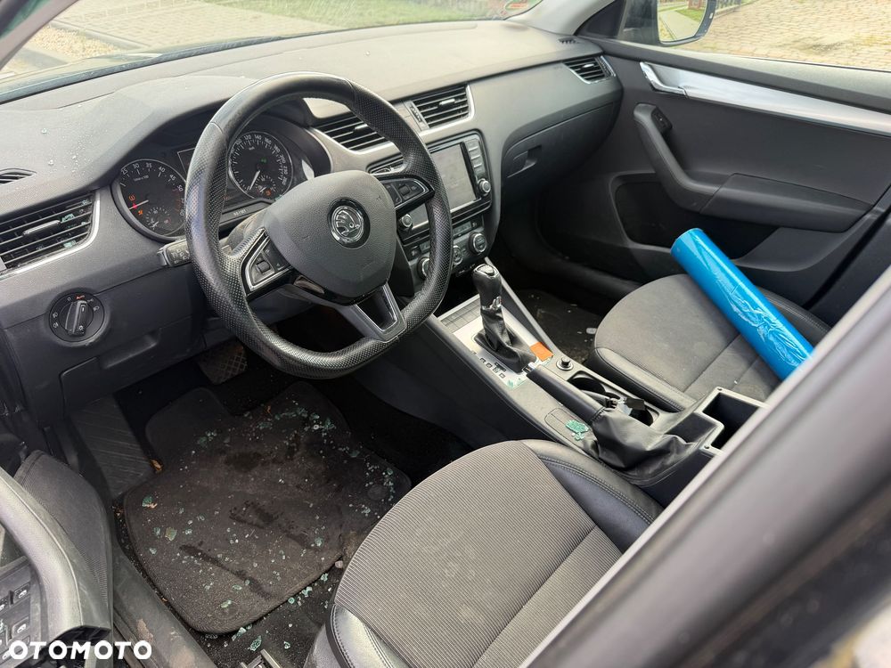 Skoda Octavia 2.0 TDI DSG Style - 6