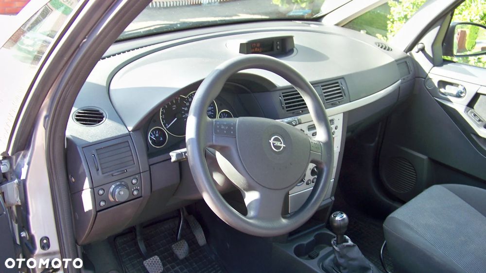 Opel Meriva 1.6 Cosmo - 9