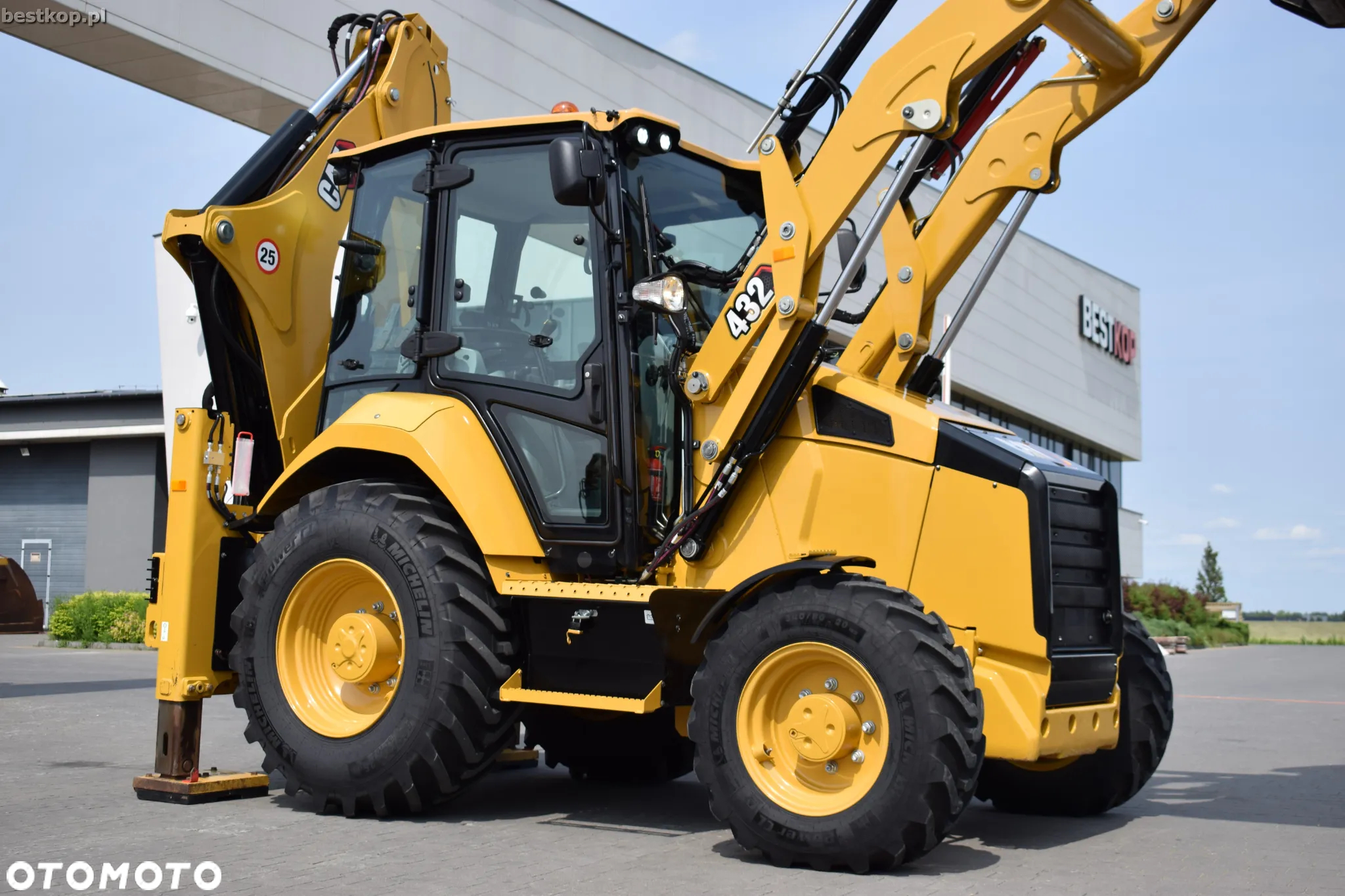 Caterpillar CAT 432 - 19