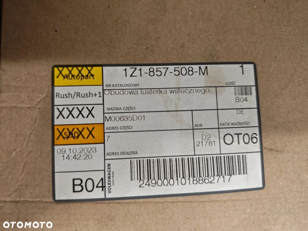 Obudowa lusterka Skoda Octavia (prawa strona) - 3