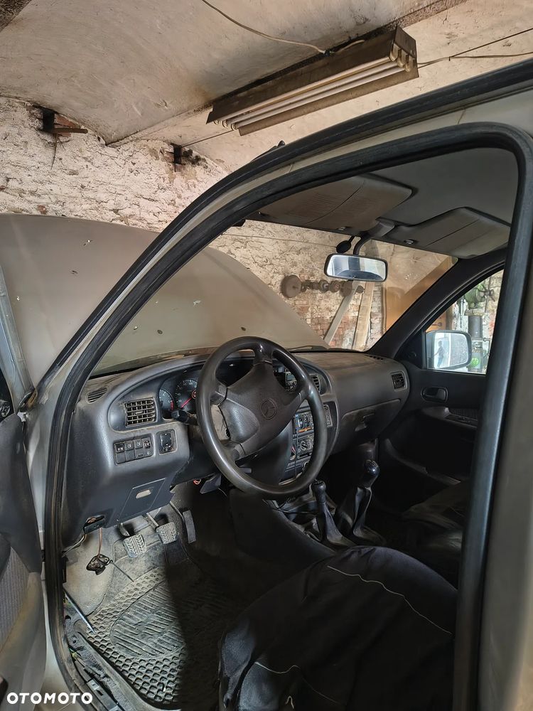 Mazda BT-50 - 4