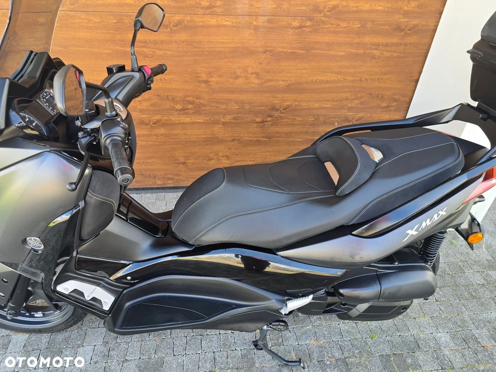 Yamaha X-max - 5