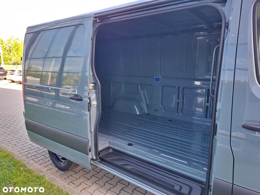 Mercedes-Benz Sprinter 315 CDI Furgon 3665 mm L2H1 - 17