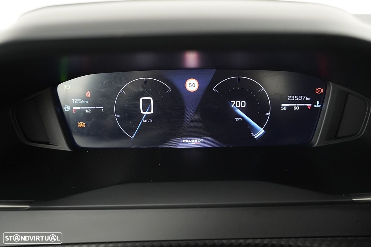 Peugeot 2008 1.2 PureTech Allure - 16