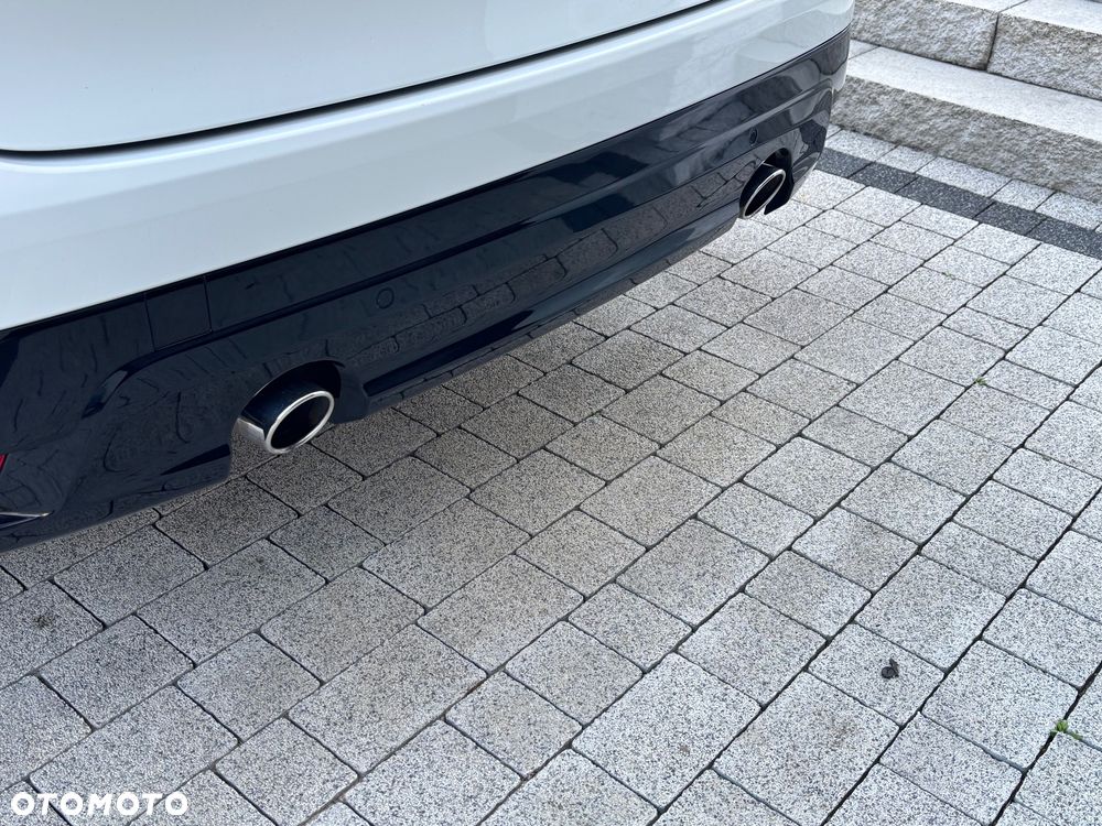 Jaguar F-Pace 2.0 i4D AWD R-Sport - 17