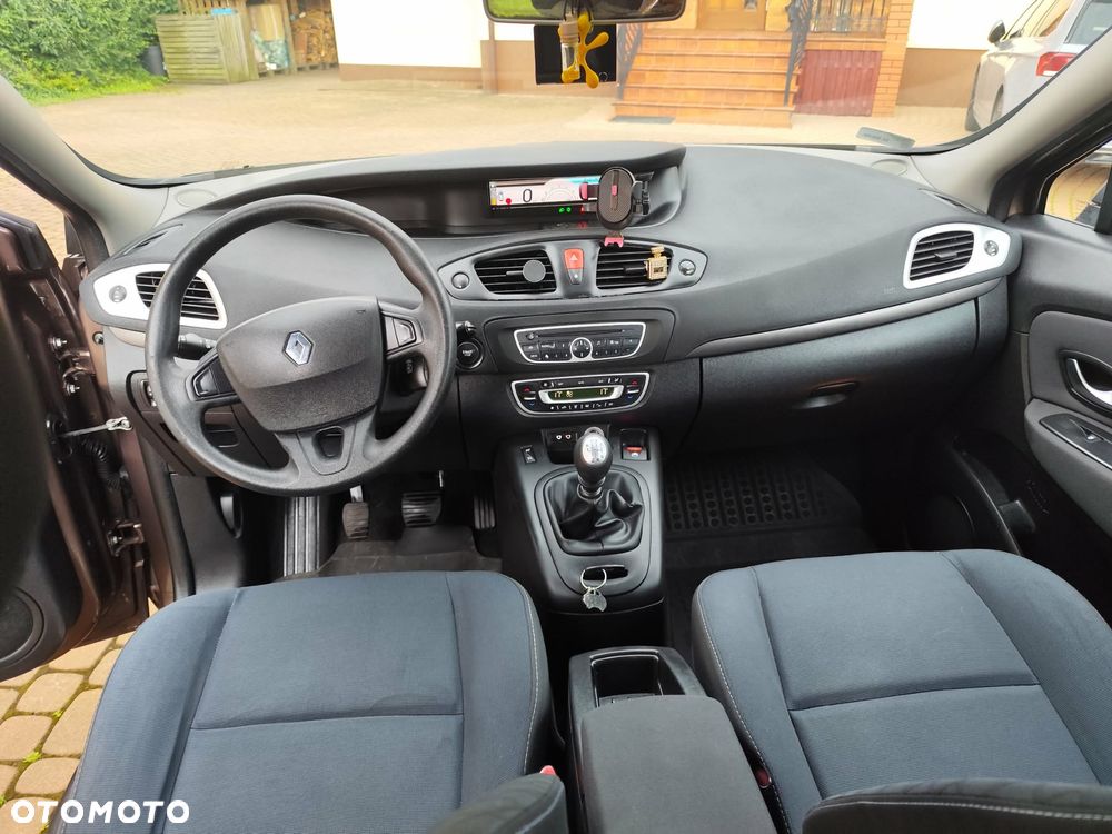 Renault Grand Scenic Gr 1.9 dCi Emotion - 5