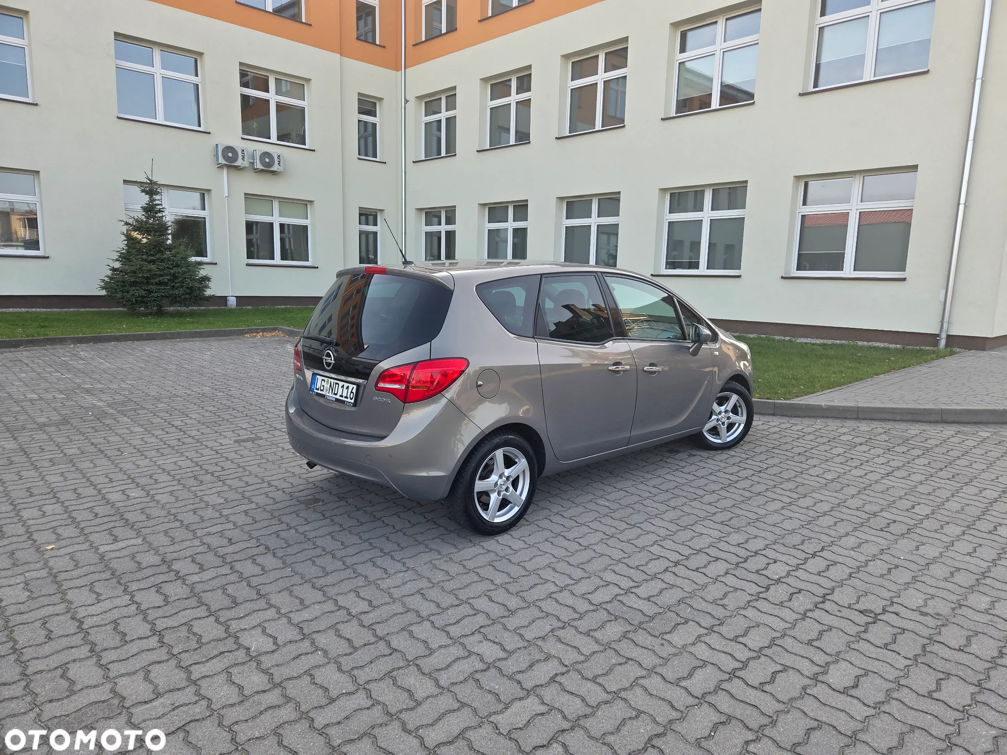 Opel Meriva - 17