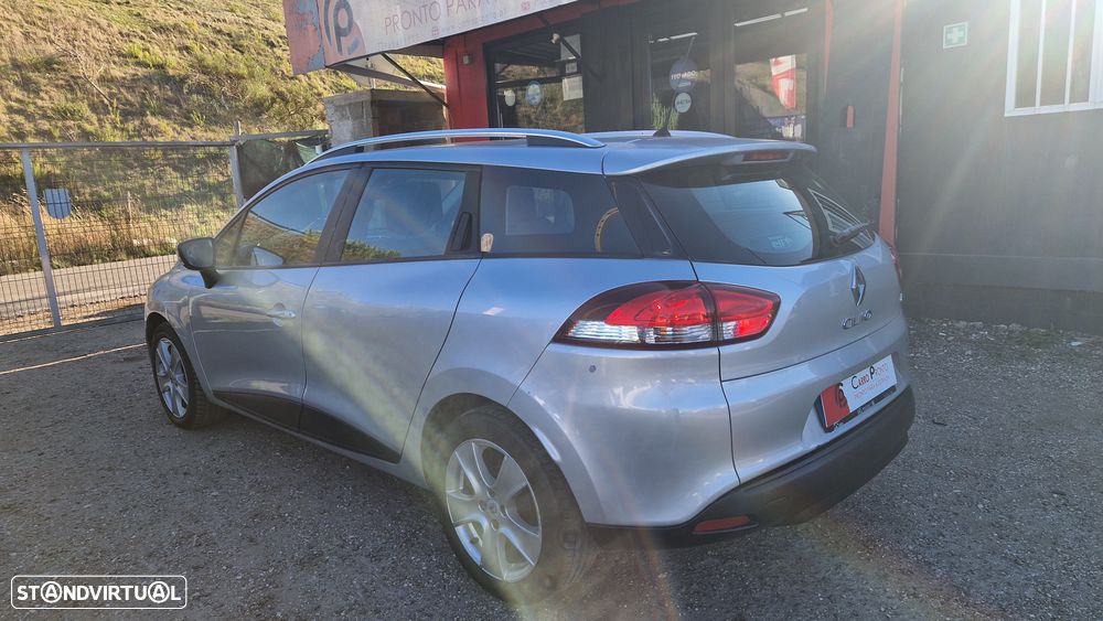 Renault Clio Sport Tourer 1.5 dCi Dynamique S - 10