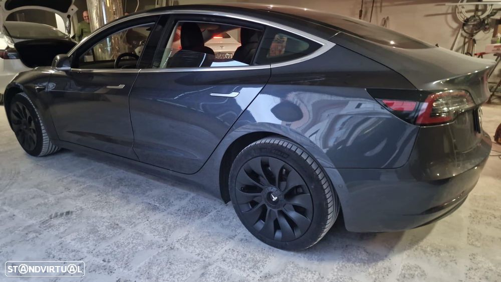 Tesla Model 3 Standard Range Plus RWD - 4