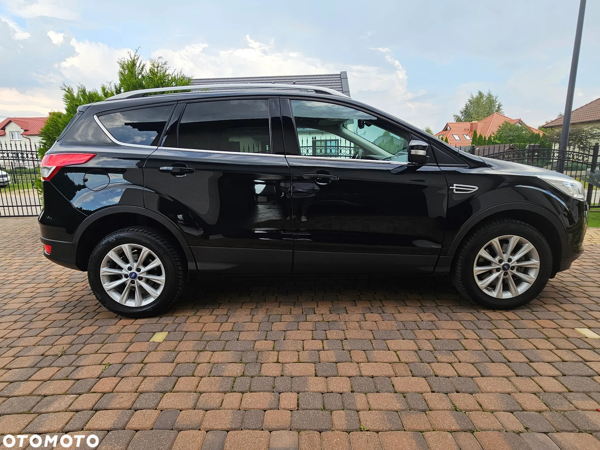 Ford Kuga 2.0 TDCi 4WD Titanium - 28