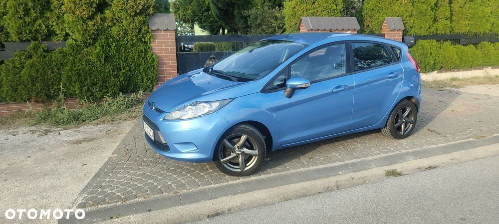 Ford Fiesta 1.25 Ambiente - 1