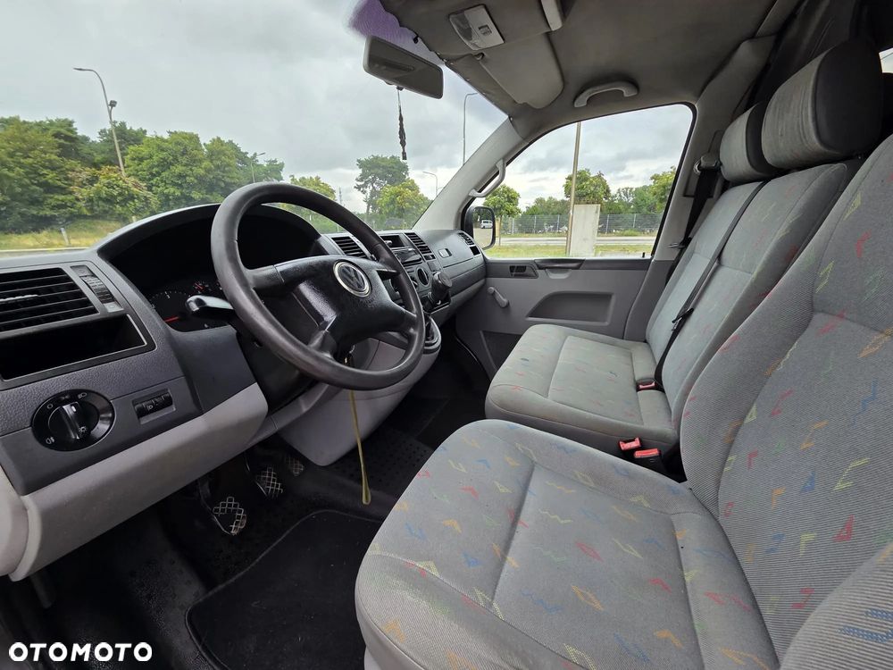Volkswagen Transporter - 5