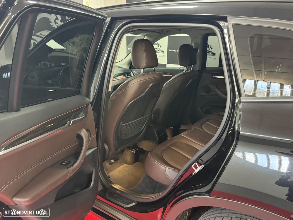 BMW X1 sDrive18d Aut. Sport Line - 48