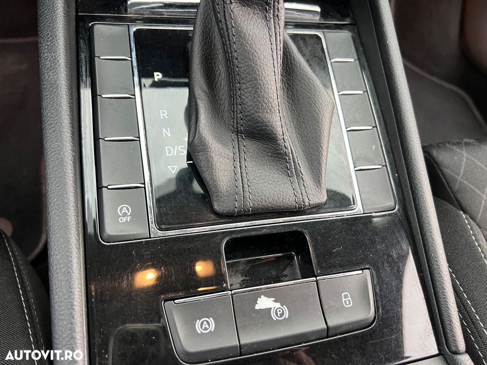 Skoda Superb 1.8 TSI DSG Style - 18