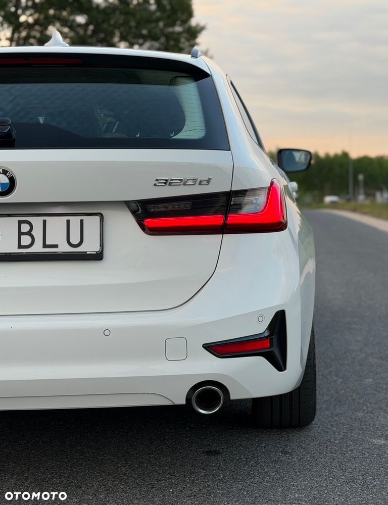 BMW Seria 3 320d MHEV Sport Line - 24