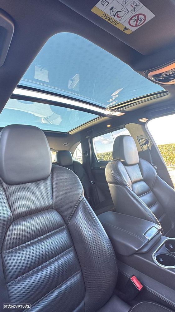 Porsche Cayenne Platinum Edition - 4