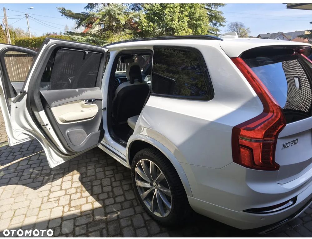 Volvo XC 90 T8 AWD Plug-In Hybrid R-Design 7os - 20