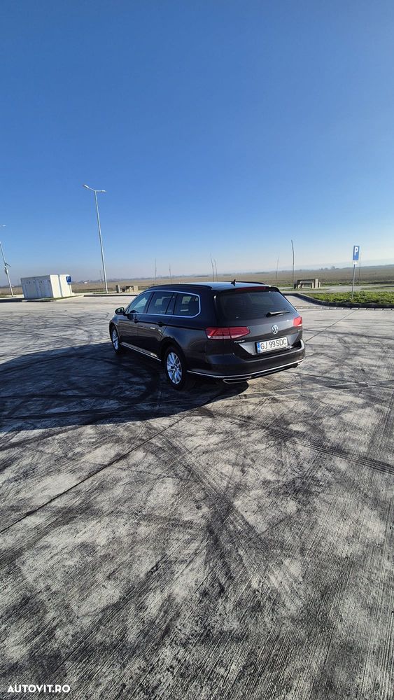 Volkswagen Passat 2.0 TDI DSG Comfortline - 3