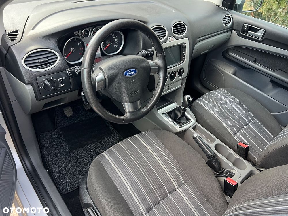 Ford Focus 1.6 16V Silver Magic - 21