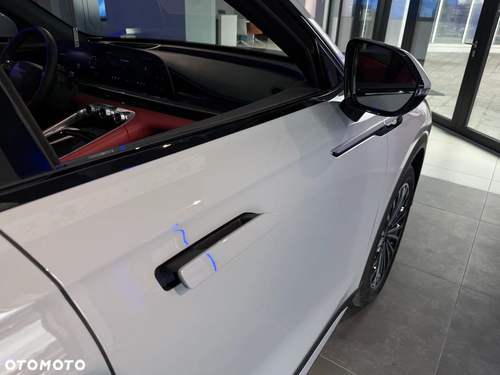 Omoda 9 1.5 Super Hybrid Exclusive AWD - 8