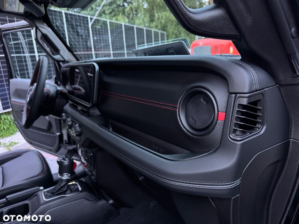 Jeep Wrangler - 36