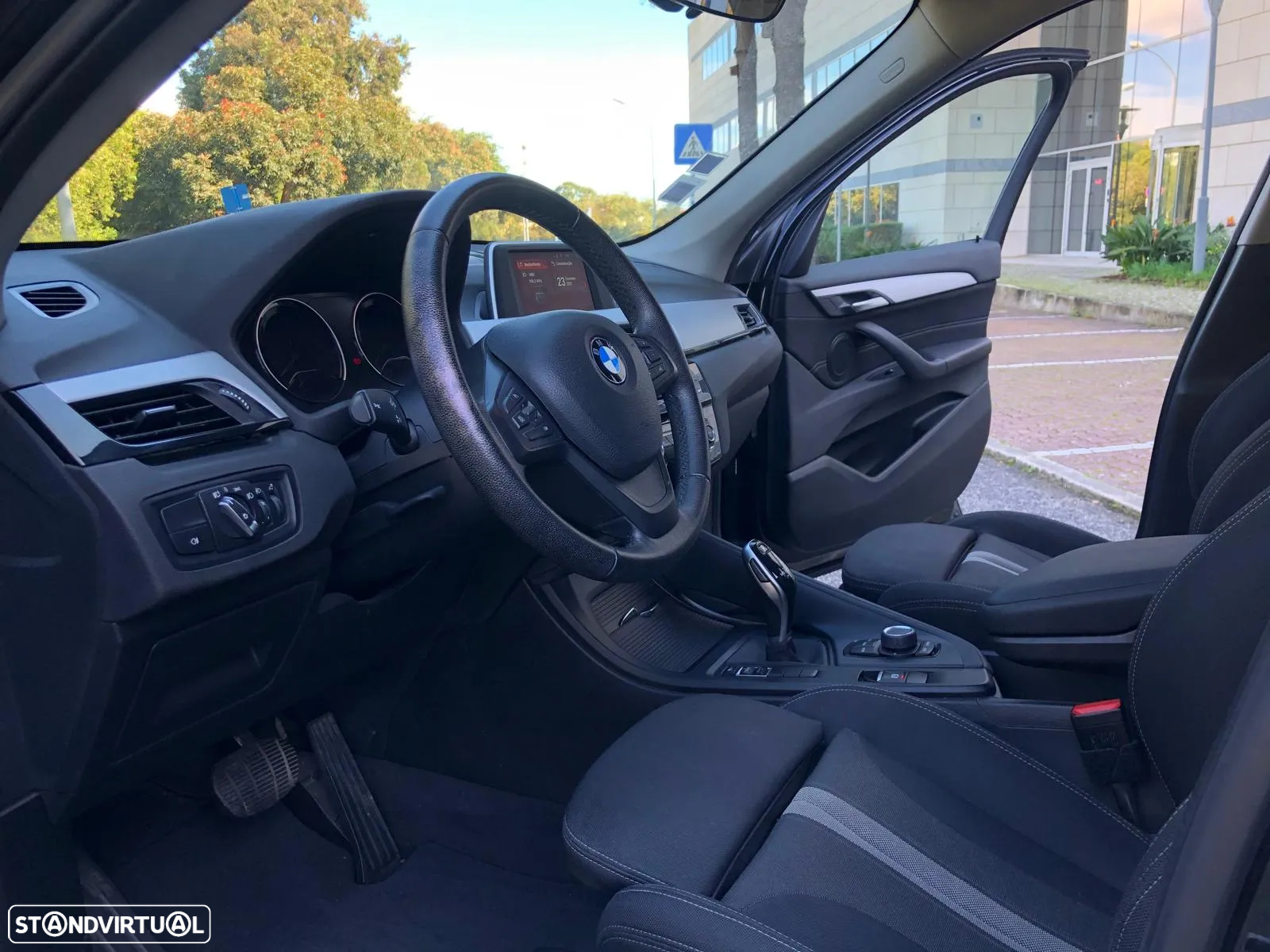 BMW X1 16 d sDrive Auto Advantage - 14