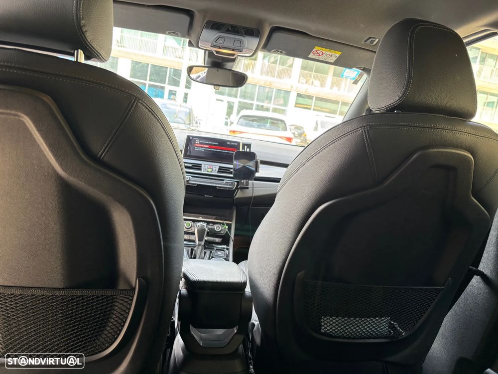 BMW 225xe Active Tourer - 16