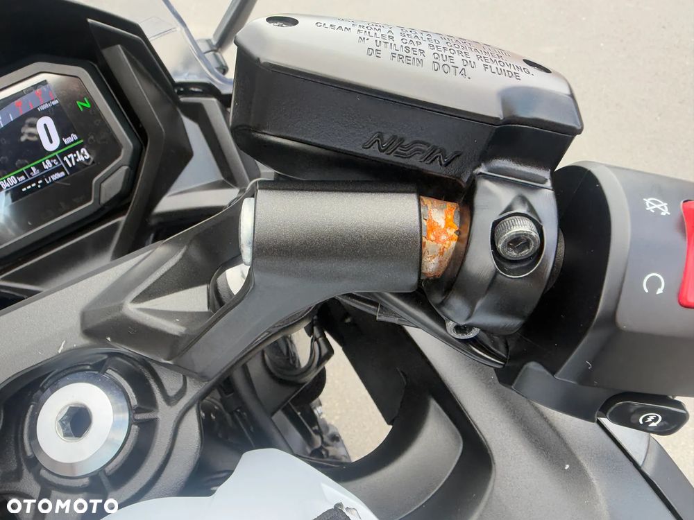 Kawasaki Ninja - 17