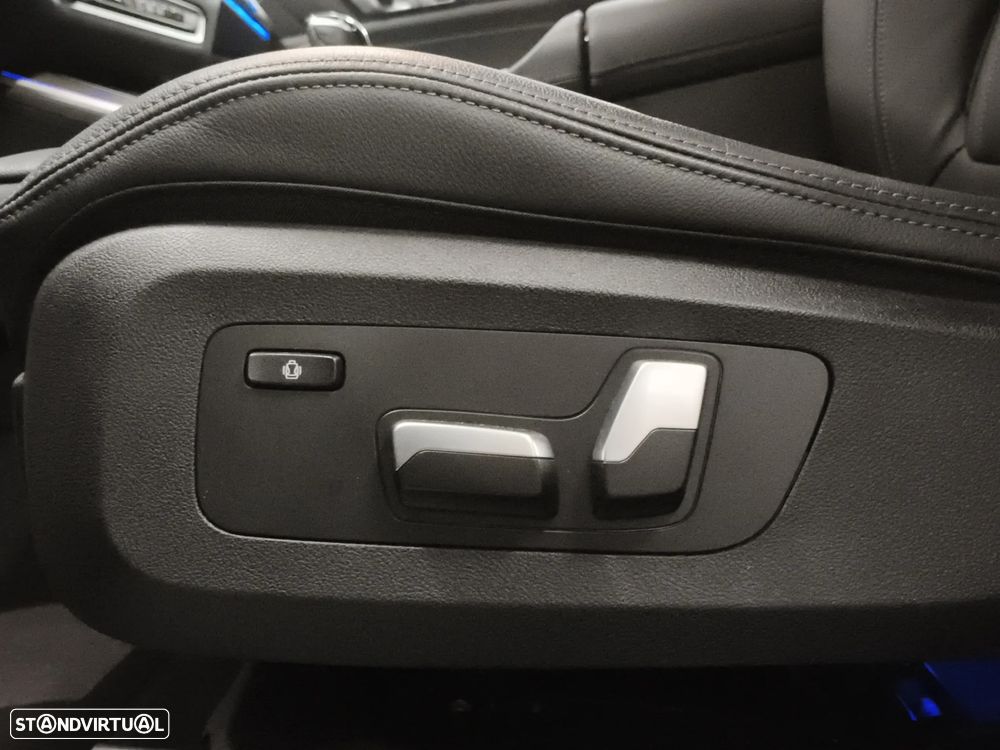 BMW X5 30 d xDrive Pack M - 11