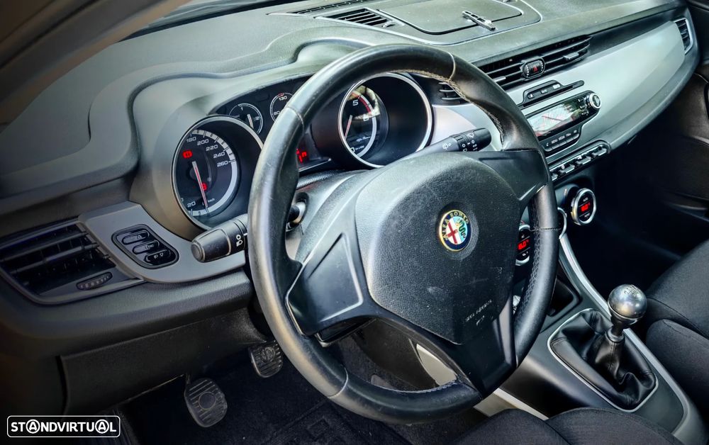 Alfa Romeo Giulietta 1.6 JTDM 16V Sport - 18