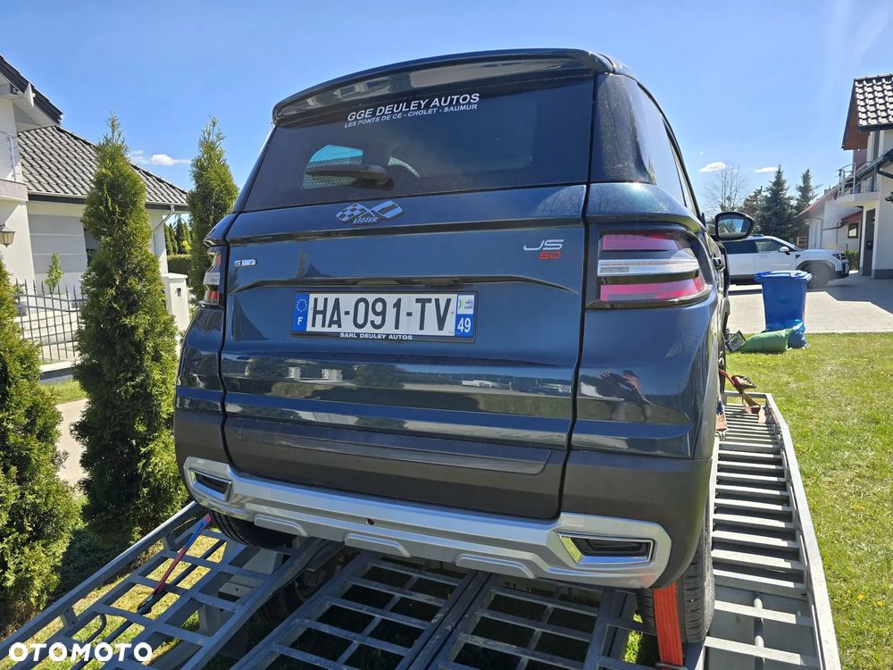 Ligier JS60 - 7