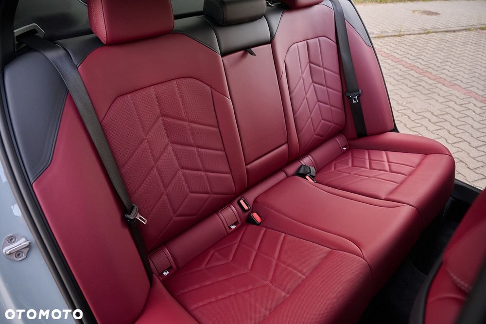 BMW Seria 5 520d xDrive - 31