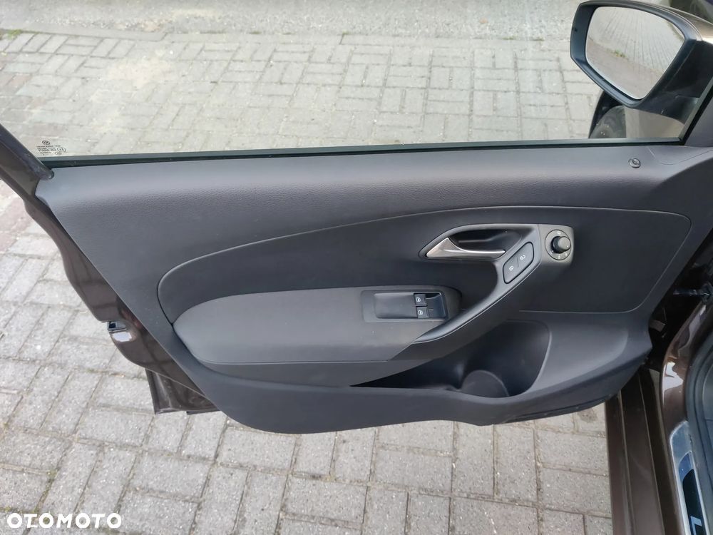 Volkswagen Polo 1.2 TSI Life - 17