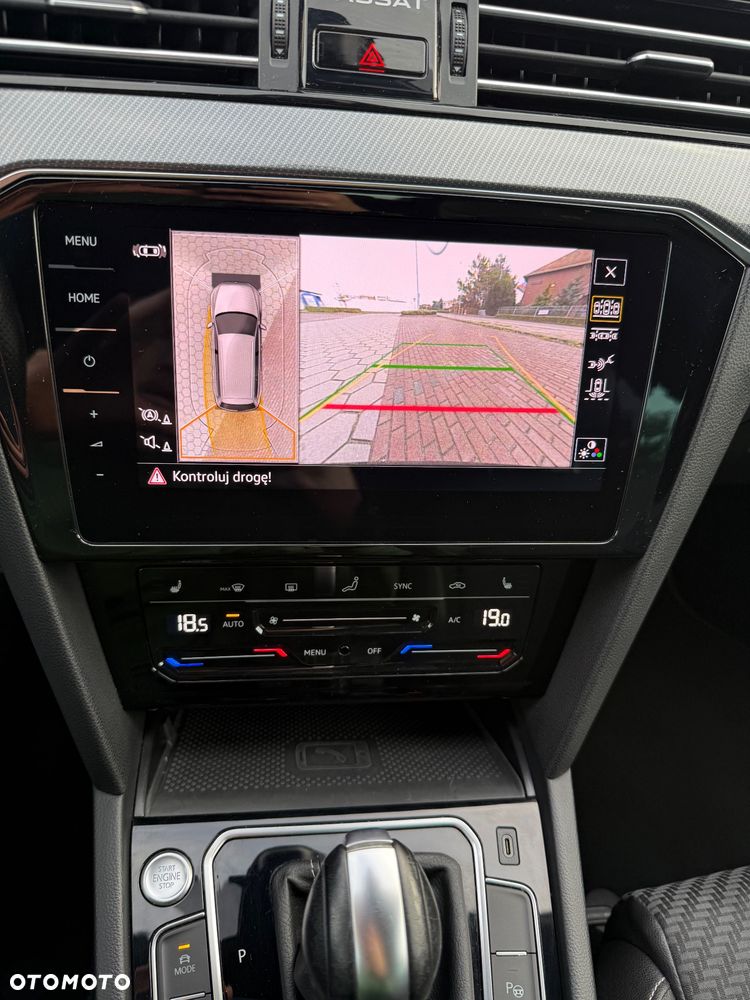 Volkswagen Passat 1.5 TSI OPF DSG Highline - 16