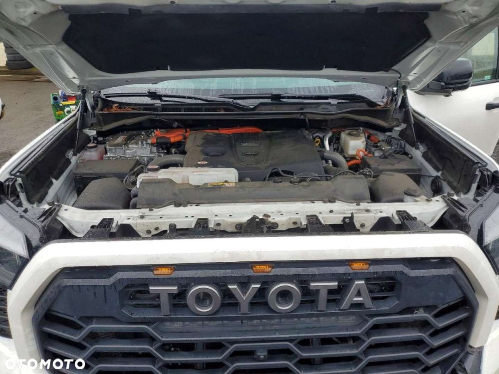 Toyota Tundra - 7