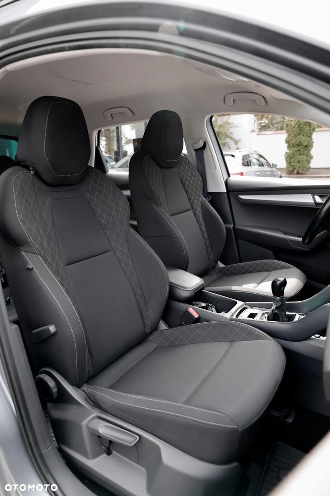 Skoda Karoq 2.0 TDI SCR 4x4 Ambition - 14