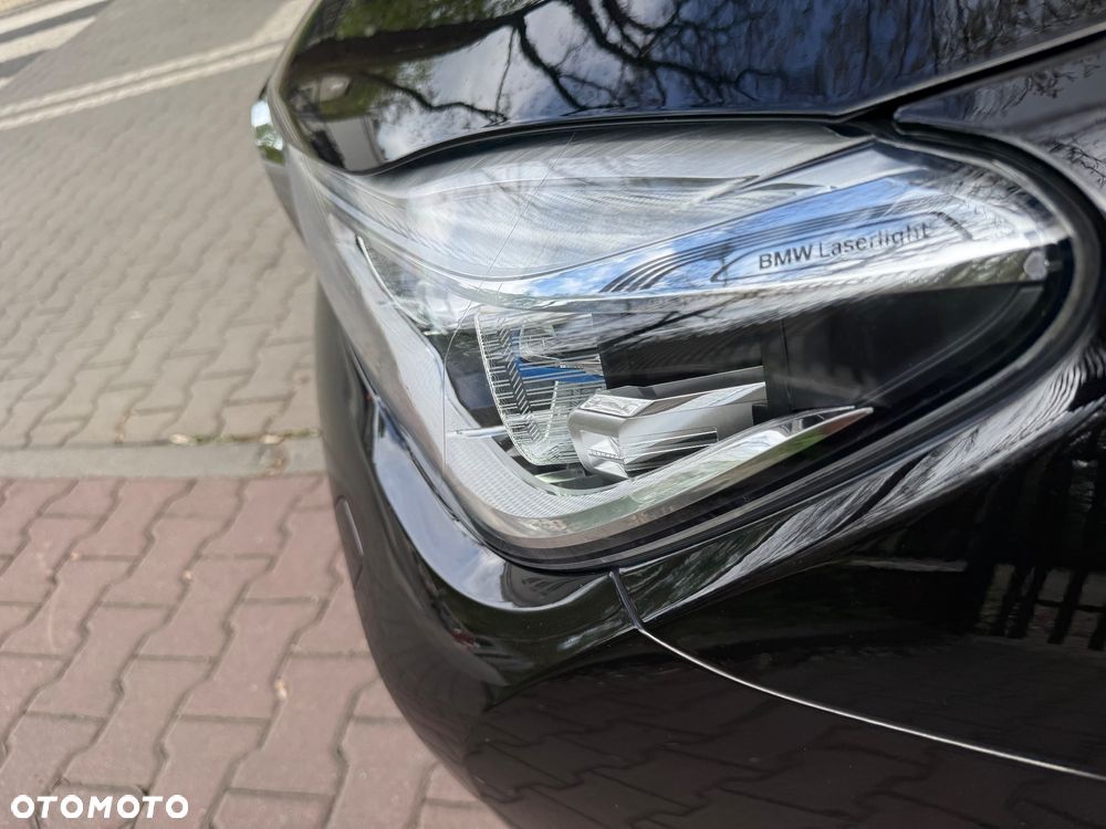 BMW Seria 7 750Ld xDrive - 11