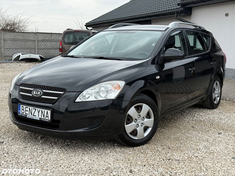 Kia Ceed 1.6 L - 1
