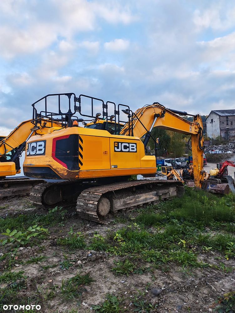 JCB 220 XLC - 4