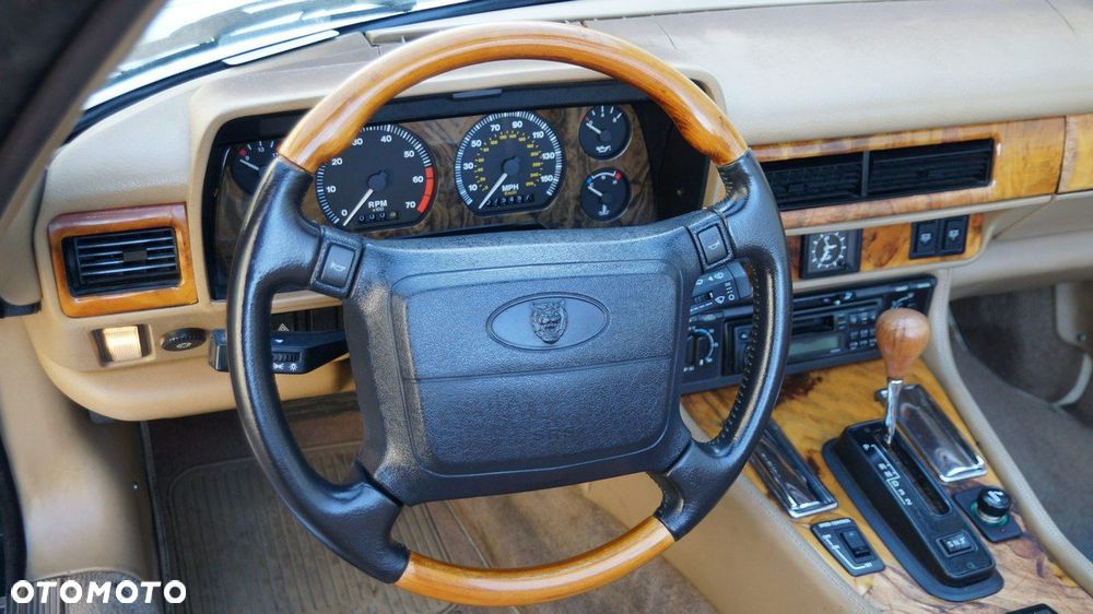 Jaguar XJS - 21