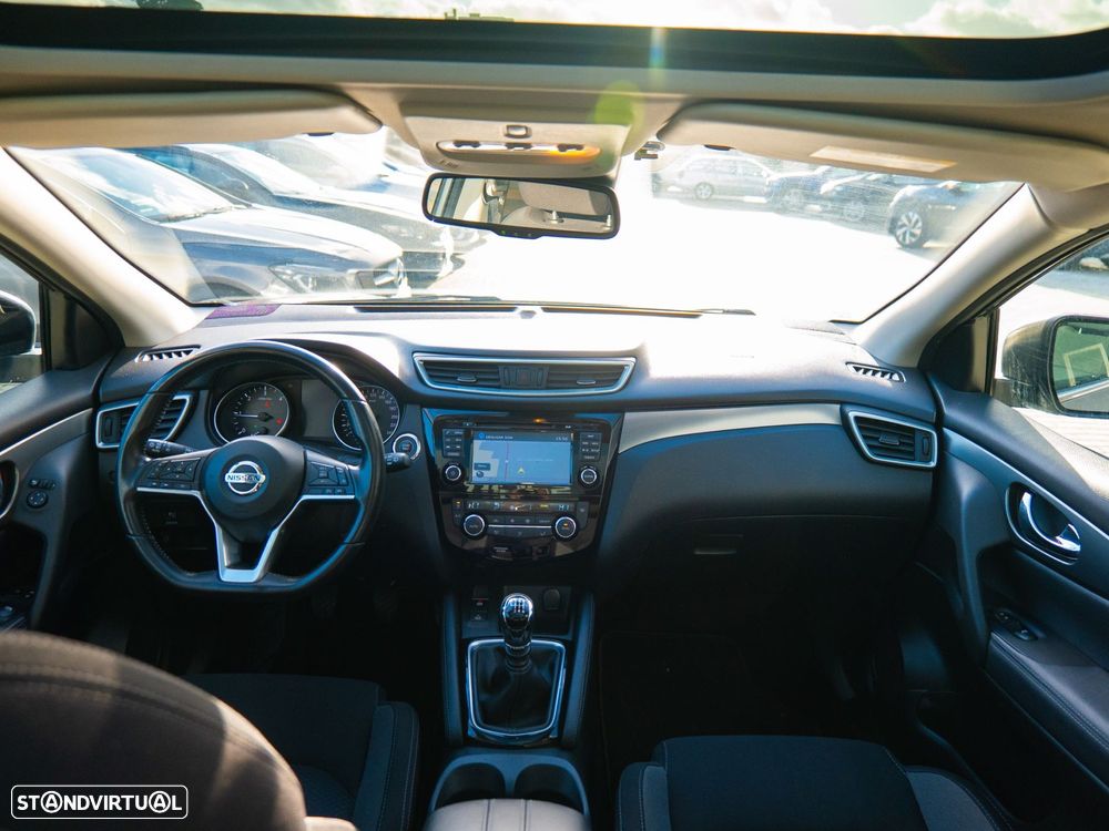 Nissan Qashqai 1.5 dCi N-Connecta - 22