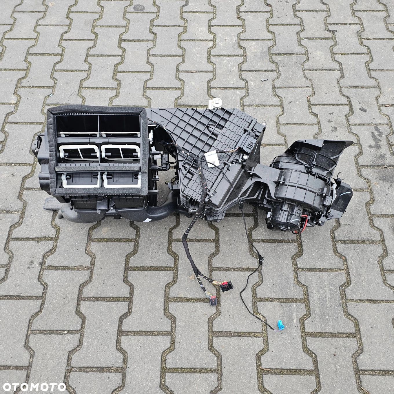 VW T6.1 nagrzewnica przód kompletna KLIMATYZACJA 7L1816005 - 1