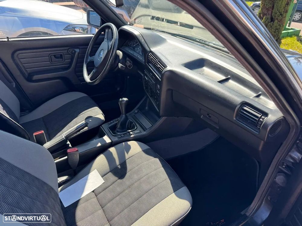 BMW 316 i - 18