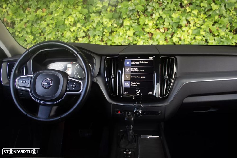 Volvo XC 60 2.0 D4 Momentum AWD Geartronic - 15